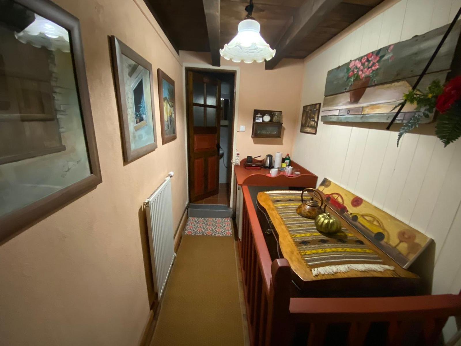 Traditional Guesthouse Erato Палеос-Пантелеймонас Экстерьер фото