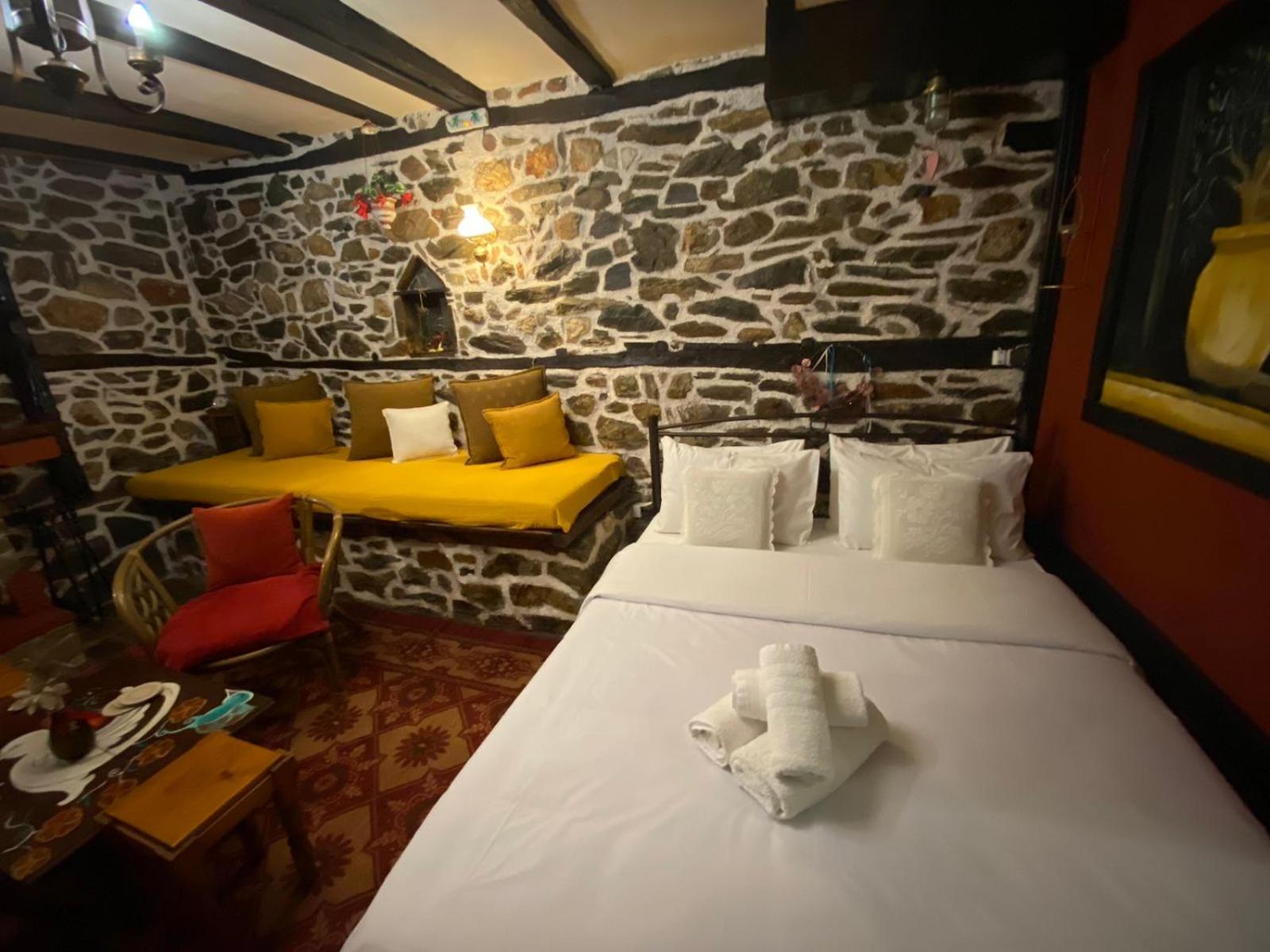 Traditional Guesthouse Erato Палеос-Пантелеймонас Экстерьер фото